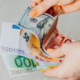 (English) Booking currencies (FAQ)